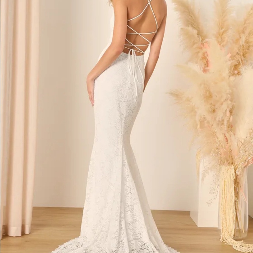 Brand New Lulus wedding dress!